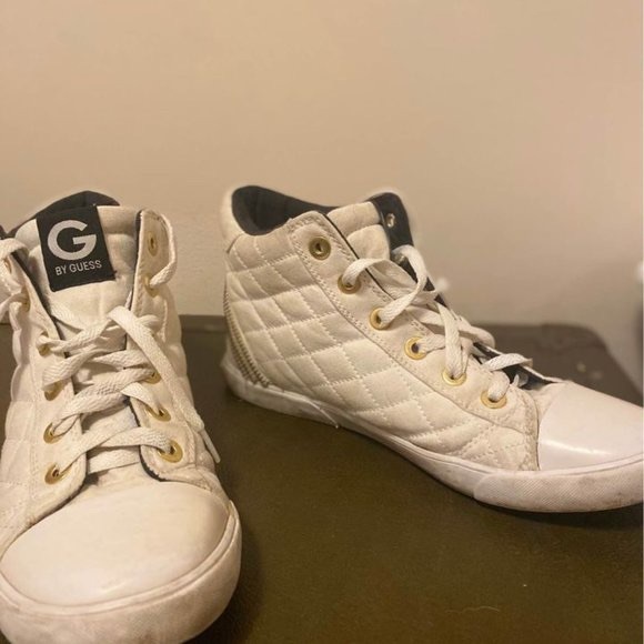 Guess sneakers - Picture 2 of 4